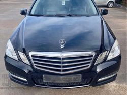 Schwarz Gebraucht 2012 Mercedes E200 Avantgarde Limousine | 6.800 € (Fairer Preis)