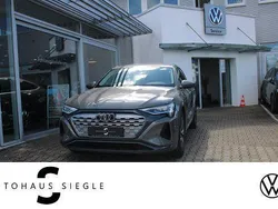Chronosgrau (metallic) Gebraucht 2023 Audi Q8 e-tron Ambiente SUV | 45.888 € (Superpreis)