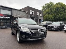 Deep black perleffekt (metallic) Gebraucht 2009 VW Tiguan Sportline SUV | 8.690 € (Teuer)