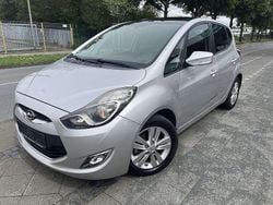 Silber Gebraucht 2014 Hyundai ix20 Van / Kleinbus | 6.500 € (Fairer Preis)