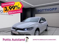 Grau Gebraucht 2023 VW Polo Life Limousine | 15.221 € (Guter Preis)