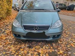 Grün Gebraucht 2005 Mercedes A180 Kleinwagen | 2.150 € (Superpreis)
