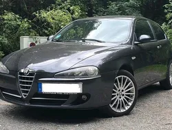 Schwarz Gebraucht 2007 Alfa Romeo 147 Kleinwagen | 1.700 € (Etwas zu teuer)