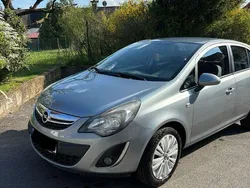 Grau Gebraucht 2014 Opel Corsa Limousine | 4.999 € (Fairer Preis)