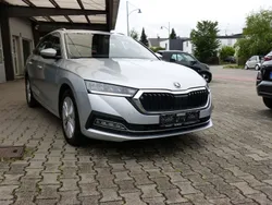 Silber Gebraucht 2023 Skoda Octavia Style Kombi | 26.890 € (Fairer Preis)