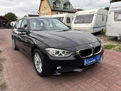 Schwarz Gebraucht 2013 BMW 320 Sport Line Kombi | 12.600 € (Fairer Preis)