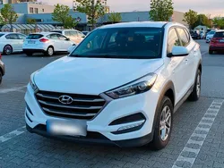 Weiß Gebraucht 2016 Hyundai Tucson SUV | 11.690 € (Fairer Preis)