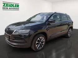 Schwarz magic perleffekt Gebraucht 2021 Skoda Karoq Drive SUV | 21.950 € (Fairer Preis)