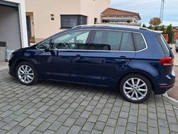 Blau Gebraucht 2018 VW Golf Sportsvan Van / Kleinbus | 14.900 € (Fairer Preis)