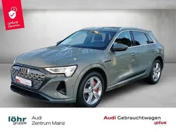 Chronosgrau metallic Gebraucht 2024 Audi Q8 e-tron Advanced Plus SUV | 63.980 € (Guter Preis)