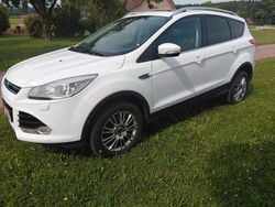 Weiß Gebraucht 2014 Ford Kuga Titanium SUV | 11.500 € (Teuer)