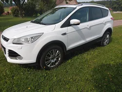 Weiß Gebraucht 2014 Ford Kuga Titanium SUV | 12.500 € (Teuer)