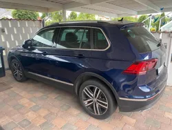 Blau Gebraucht 2019 VW Tiguan Highline SUV | 29.500 € (Teuer)