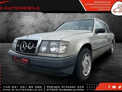 Grau Gebraucht 1988 Mercedes 230 Kombi | 2.500 €