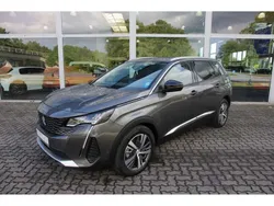 Platinium grau Gebraucht 2022 Peugeot 5008 Allure Van / Kleinbus | 35.990 € (Teuer)