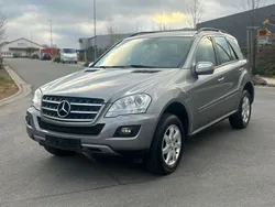 Grau Gebraucht 2009 Mercedes ML300 SUV | 7.999 € (Fairer Preis)
