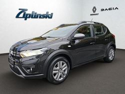 Schwarz Gebraucht 2023 Dacia Sandero Expression Limousine | 14.890 € (Fairer Preis)