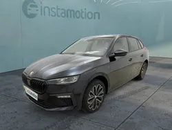 Schwarz Gebraucht 2024 Skoda Scala Kleinwagen | 23.690 € (Fairer Preis)