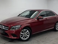 Hyazinthrot (metallic) Gebraucht 2020 Mercedes C300 Avantgarde Limousine | 27.600 € (Superpreis)