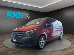 Rot Gebraucht 2021 Mercedes Vito Van / Kleinbus | 37.990 € (Fairer Preis)