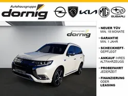 Perlmuttweiss metallic Gebraucht 2019 Mitsubishi Outlander P-HEV Edition SUV | 26.990 € (Teuer)