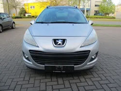 Grau Gebraucht 2010 Peugeot 207 Premium Kombi | 4.300 € (Fairer Preis)