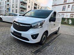 Weiß Gebraucht 2018 Opel Vivaro Van / Kleinbus | 11.999 € (Guter Preis)