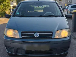 Grau Gebraucht 2003 Fiat Punto Kleinwagen | 600 € (Guter Preis)