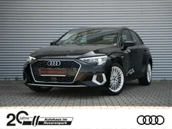 Brillantschwarz Gebraucht 2021 Audi A3 Advanced | 24.490 € (Fairer Preis)