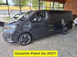 Grau Gebraucht 2024 Opel Zafira Life Van / Kleinbus | 33.990 € (Fairer Preis)