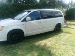 Weiß Gebraucht 2011 Dodge Grand Caravan Van / Kleinbus | 9.999 €