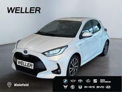 Weiß Gebraucht 2021 Toyota Yaris Hybrid Club Kleinwagen | 17.880 € (Fairer Preis)