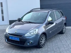 Blau Gebraucht 2010 Renault Clio GrandTour Expression Kombi | 3.970 €