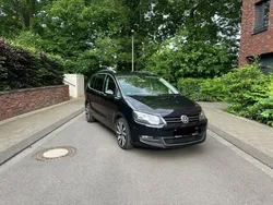 Schwarz Gebraucht 2015 VW Sharan Trendline Van / Kleinbus | 22.150 € (Teuer)