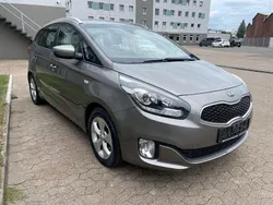 Silber Gebraucht 2014 Kia Carens Edition 7 Van / Kleinbus | 8.990 € (Guter Preis)