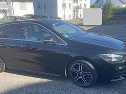 Gebraucht 2019 Mercedes B180 AMG line Van / Kleinbus | 24.000 €