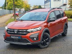 Braun Gebraucht 2022 Dacia Jogger Extreme Van / Kleinbus | 16.499 € (Guter Preis)