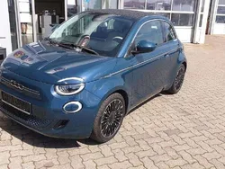 Colore esterno (ozean grün) Gebraucht 2020 Fiat 500e La Prima Cabrio | 17.850 € (Fairer Preis)