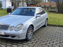 Silber Gebraucht 2002 Mercedes E240 Limousine | 2.400 € (Superpreis)