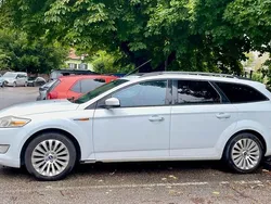Weiß Gebraucht 2009 Ford Mondeo Ambiente Kombi | 2.200 € (Guter Preis)