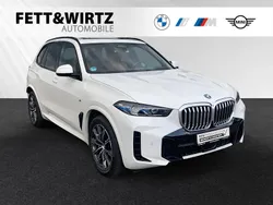 Alpinweiss Gebraucht 2024 BMW X5 M Sport SUV | 91.888 € (Superpreis)