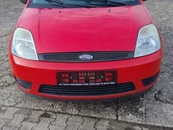 Rot Gebraucht 2005 Ford Fiesta Kleinwagen | 1.550 € (Fairer Preis)
