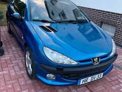 Blau Gebraucht 2003 Peugeot 206 CC Cabrio | 600 €
