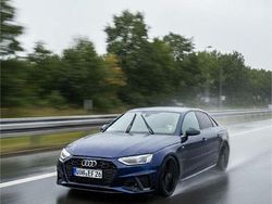 Blau Gebraucht 2019 Audi A4 S-Line Limousine | 23.500 € (Teuer)