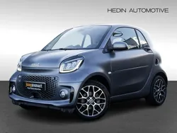 Szary Gebraucht 2021 Smart ForTwo Electric Drive Exclusive | 14.590 € (Teuer)