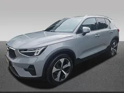 Grau Gebraucht 2024 Volvo XC40 Comfort SUV | 33.998 € (Superpreis)