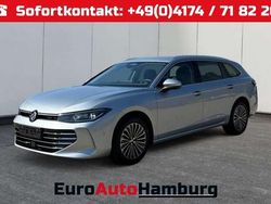Oyster silver metallic/silber Neu 2025 VW Passat Elegance Kombi | 42.880 € (Guter Preis)