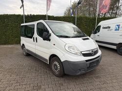 Weiß Gebraucht 2010 Opel Vivaro Van | 5.750 € (Fairer Preis)