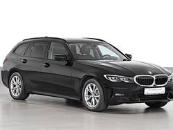 Schwarz Gebraucht 2021 BMW 320 Sport Line Kombi | 22.990 € (Fairer Preis)