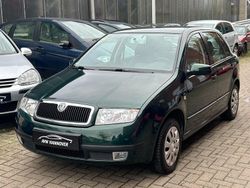 Grün Gebraucht 2001 Skoda Fabia Comfort Limousine | 3.490 € (Teuer)